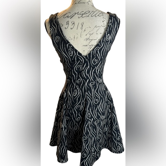 Opening Ceremony Dress - Picture 2 of 7